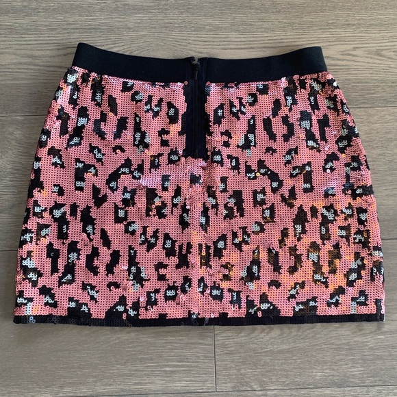 BCBG Leopard Print Sequin Skirt size XS - Picture 3 of 7